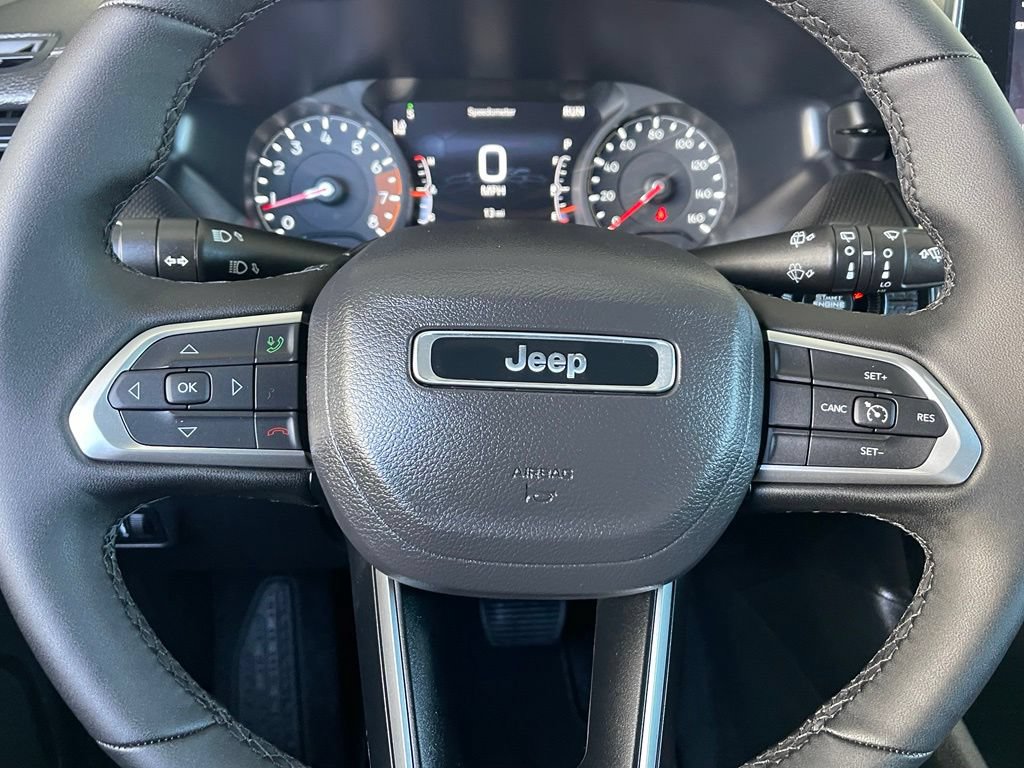New 2026 Jeep Compass Latitude AWD/4WD image 18