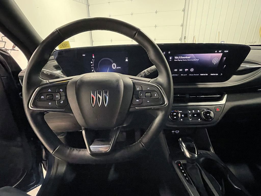 Used 2024 Buick Envista Preferred w/ Convenience I Package image 37