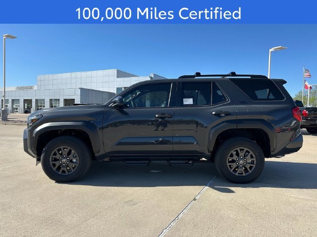 Certified 2025 Toyota 4Runner SR5 AWD/4WD image 2