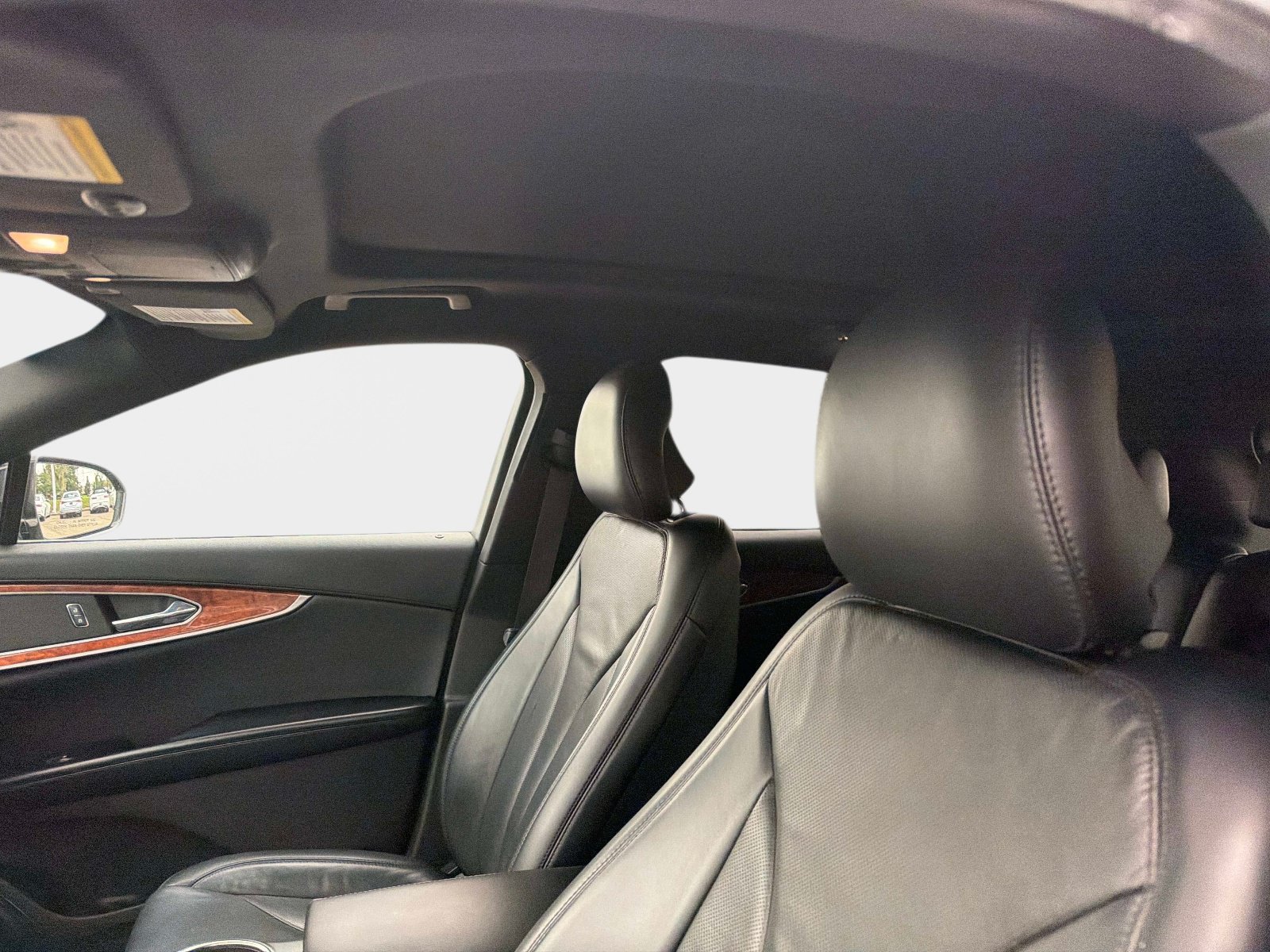 Used 2018 Lincoln MKX Reserve FWD image 24