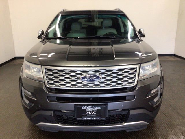 Used 2016 Ford Explorer Platinum image 2