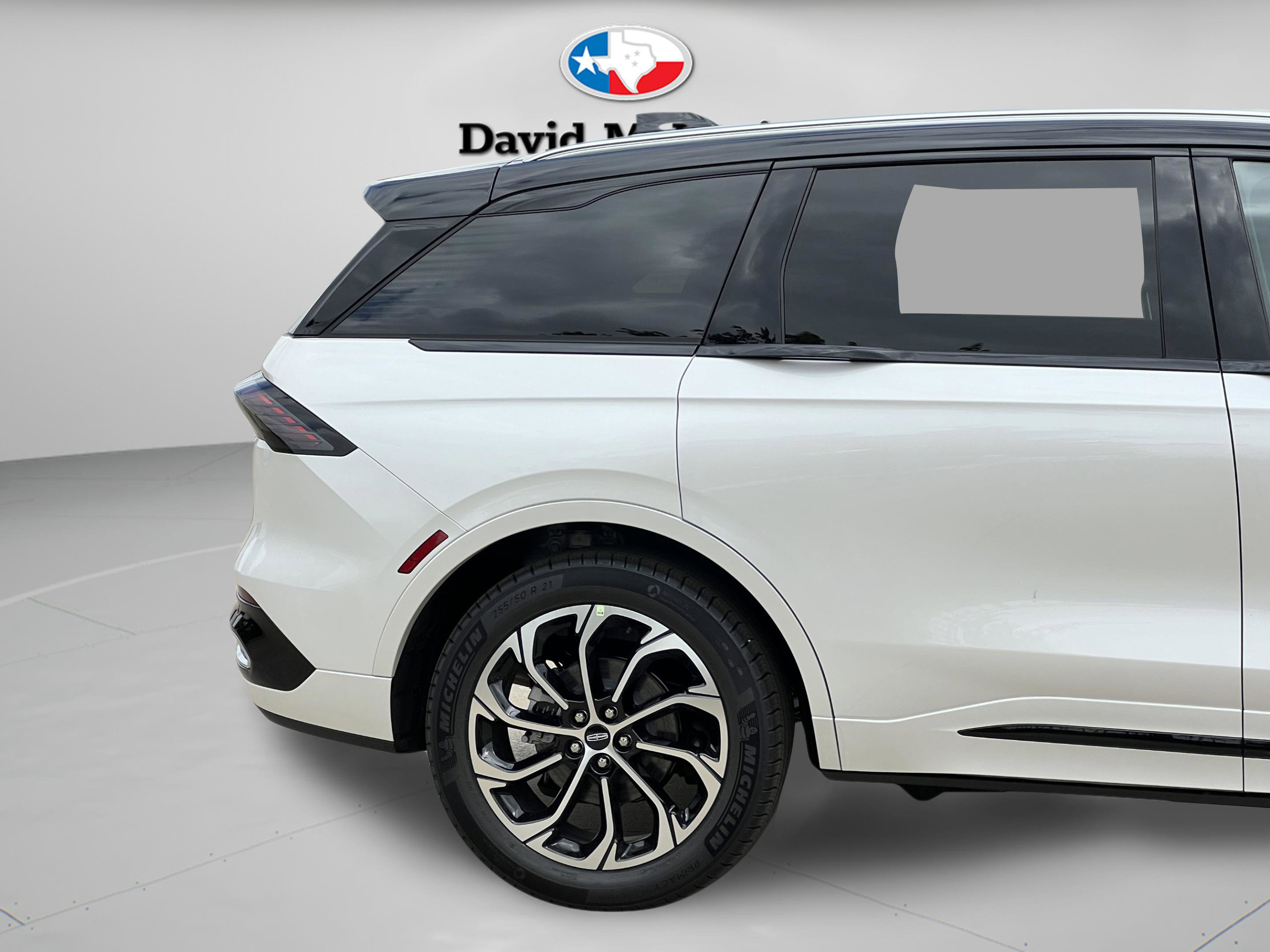 New 2026 Lincoln Nautilus Reserve AWD/4WD image 34