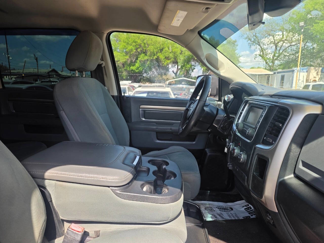 Used 2016 RAM 2500 SLT AWD/4WD image 24