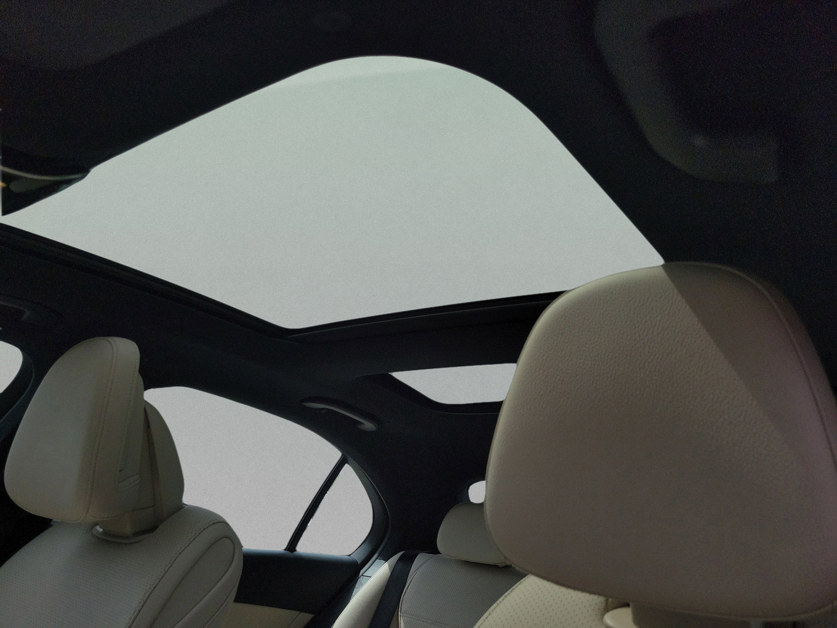 Certified 2023 Mercedes-Benz C 300 Sedan image 27