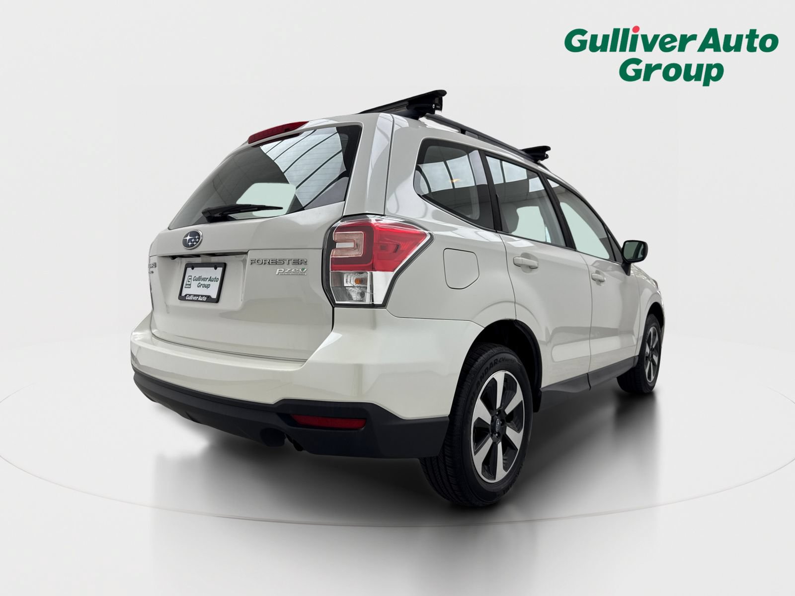 Used 2017 Subaru Forester 2.5i w/ Alloy Wheel Package AWD/4WD image 8