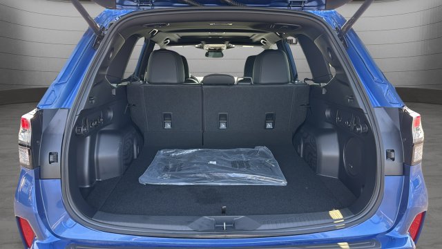 Certified 2026 Subaru Forester Touring AWD/4WD image 27