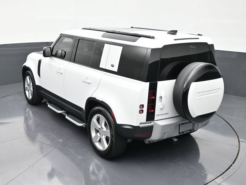 Used 2024 Land Rover Defender 110 S AWD/4WD image 15