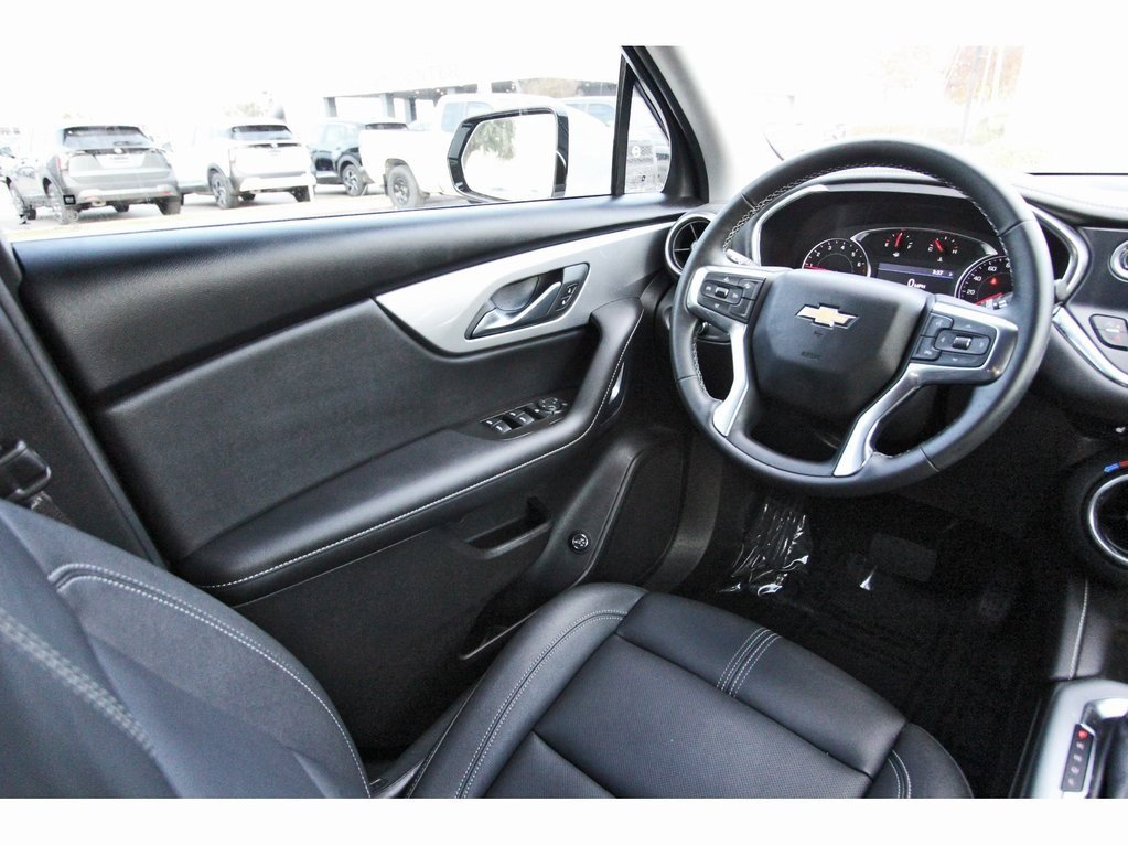 Used 2023 Chevrolet Blazer LT image 6