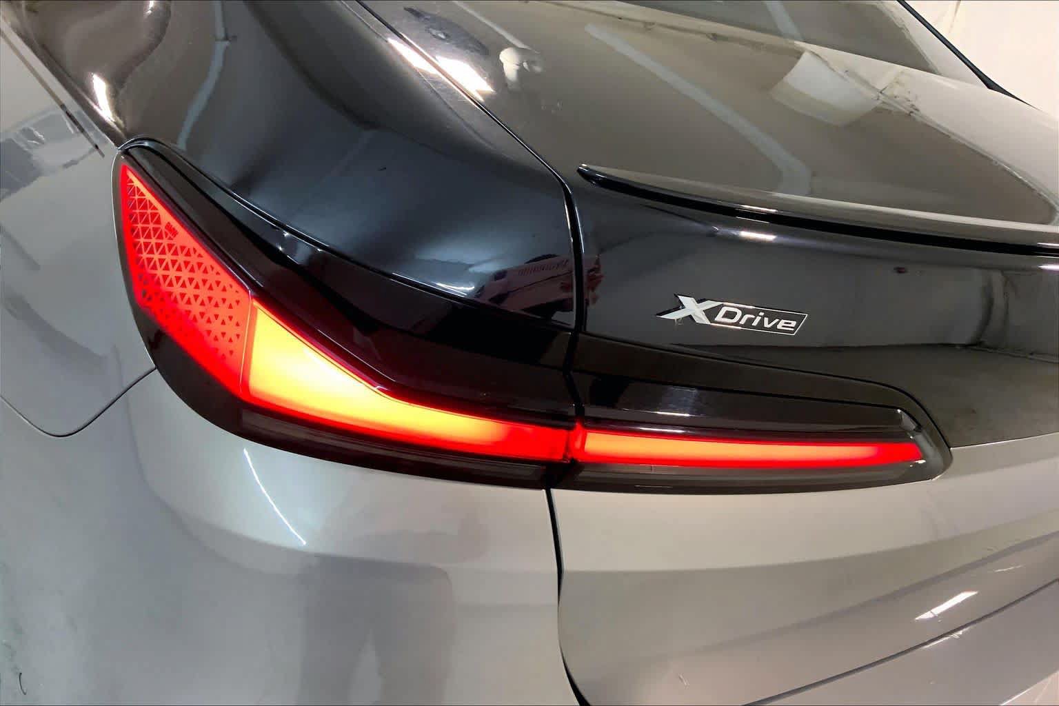 Used 2023 BMW 760i xDrive AWD/4WD image 29