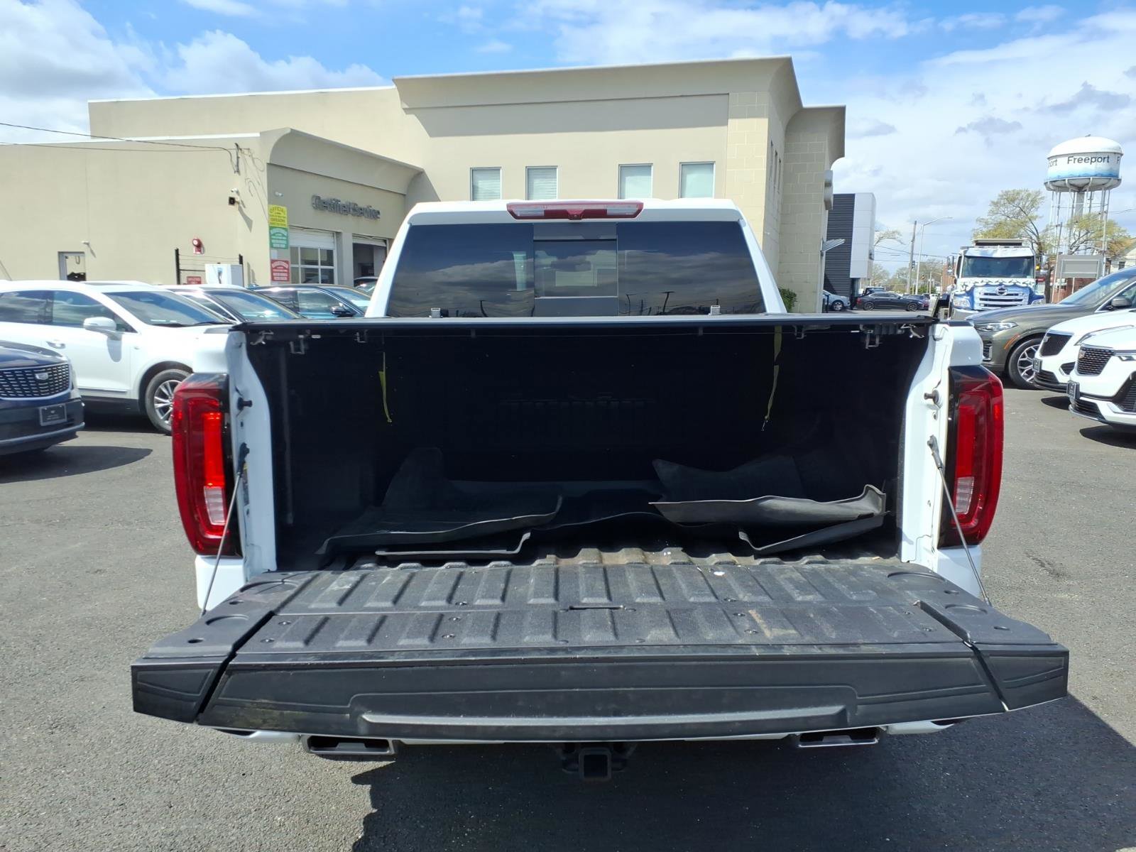 Used 2023 GMC Sierra 1500 Denali AWD/4WD image 14