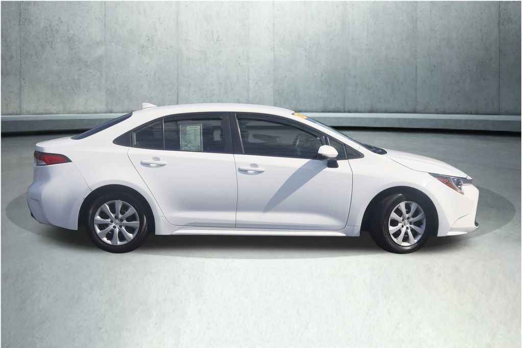 Used 2024 Toyota Corolla LE FWD image 17