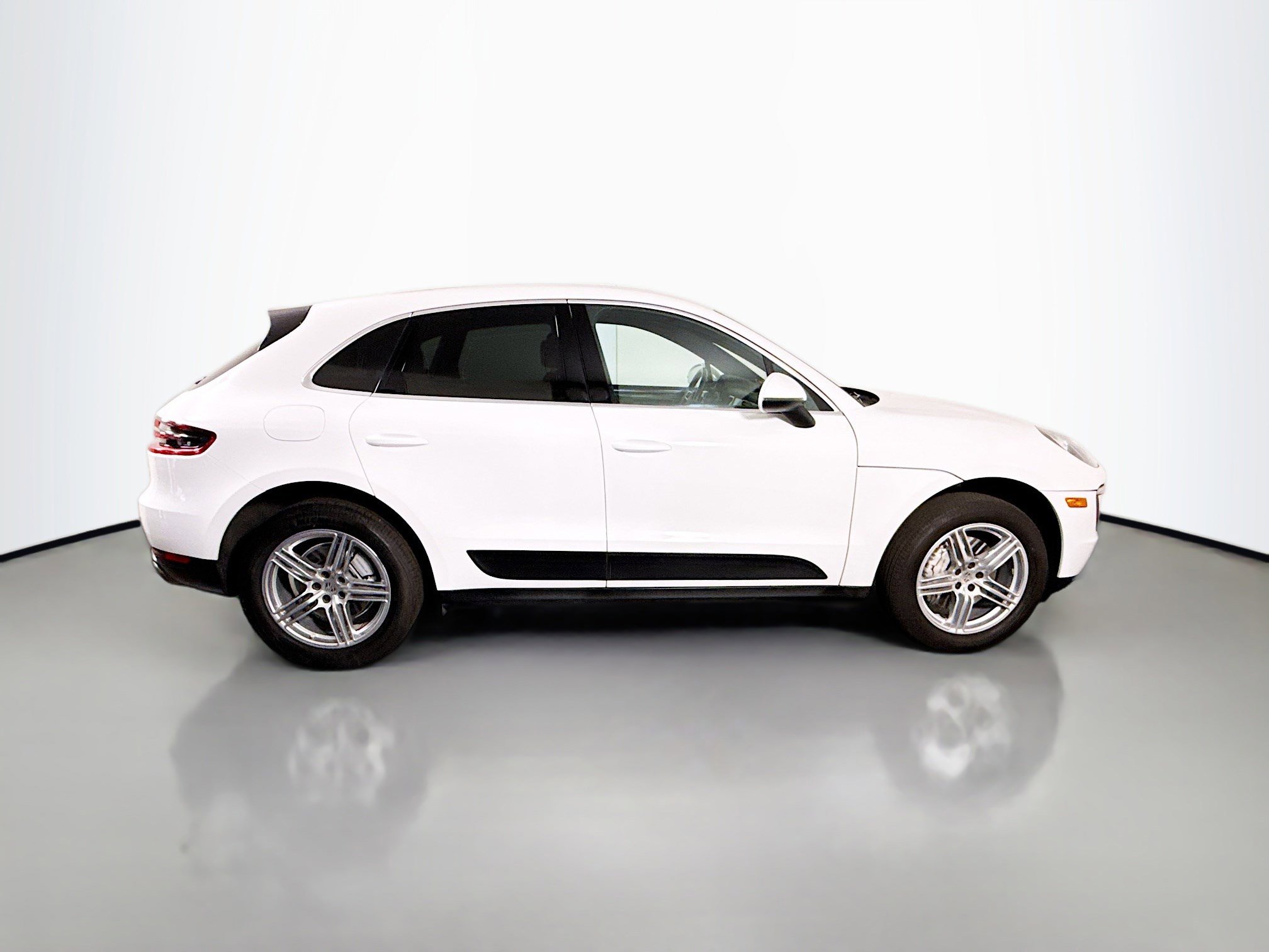 Used 2017 Porsche Macan S AWD/4WD image 11