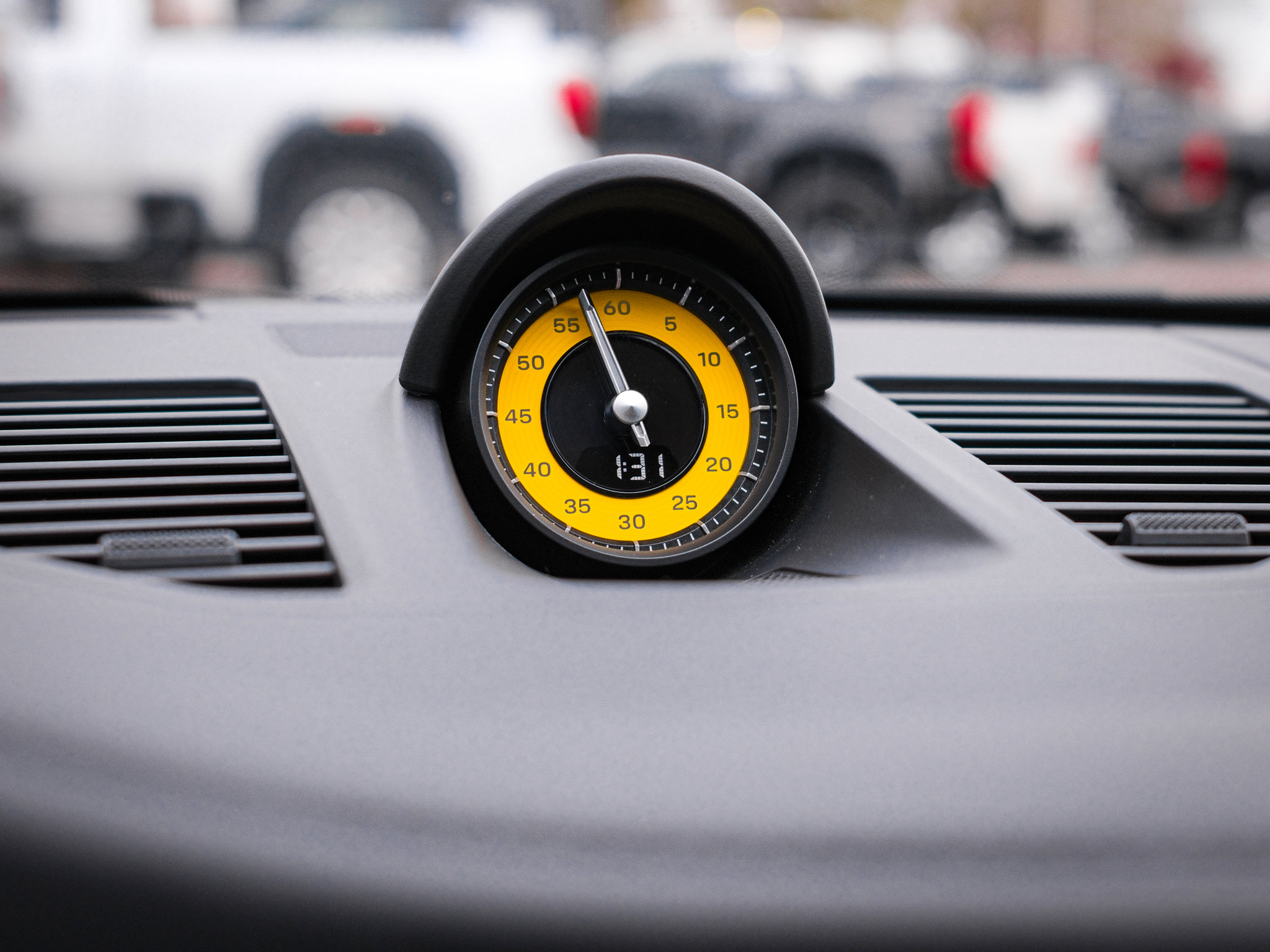 Used 2025 Porsche 911 Carrera 4 GTS image 30