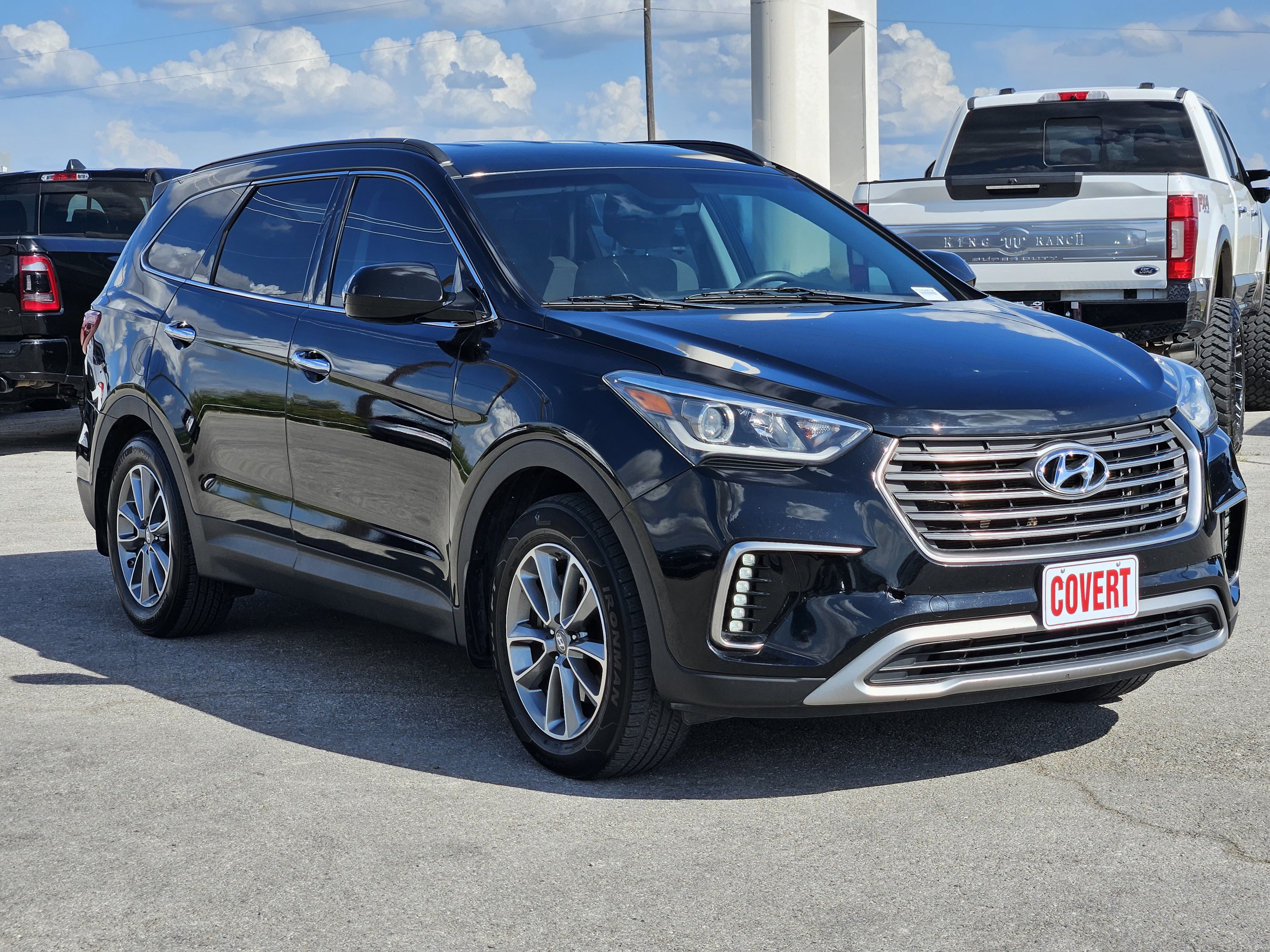 Used 2019 Hyundai Santa Fe XL SE FWD image 3