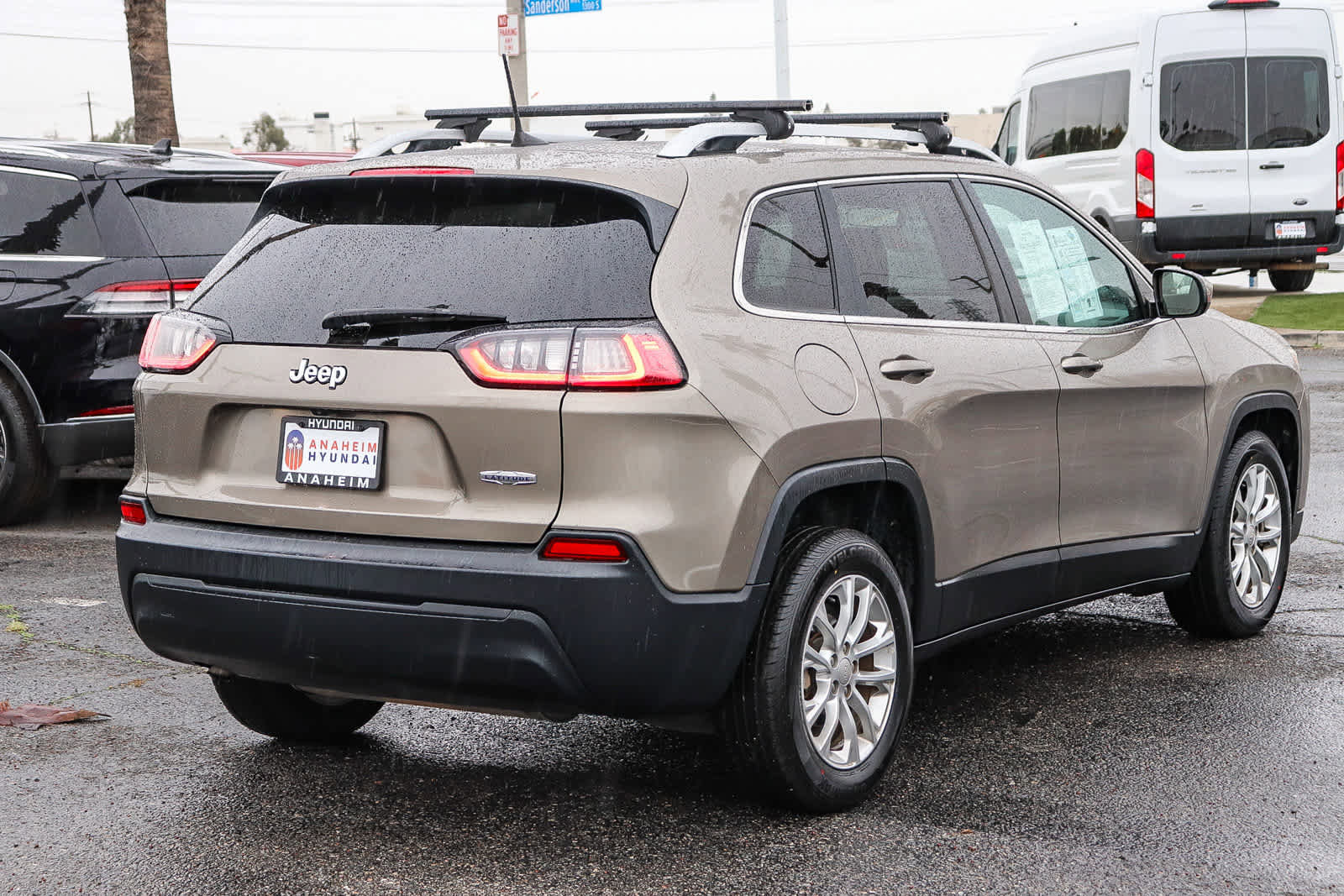 Used 2019 Jeep Cherokee Latitude w/ Popular Appearance Group image 6
