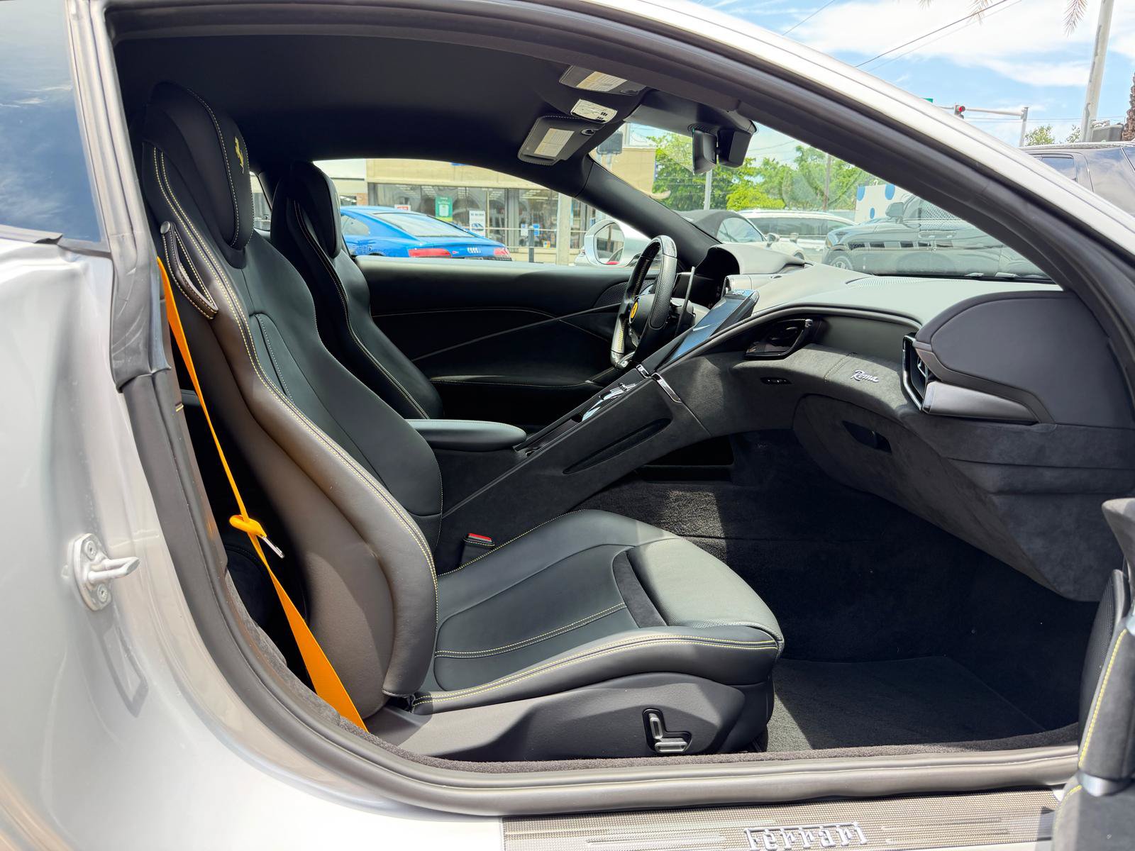 Used 2022 Ferrari Roma RWD image 49