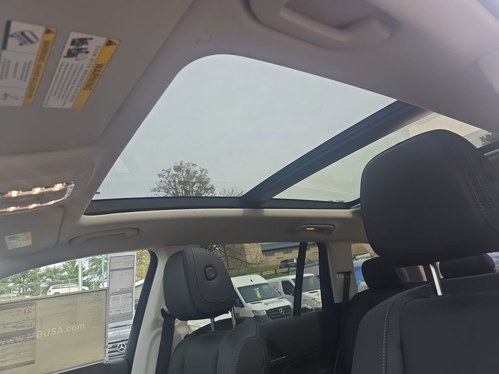 New 2026 Mercedes-Benz GLS 450 4MATIC image 21