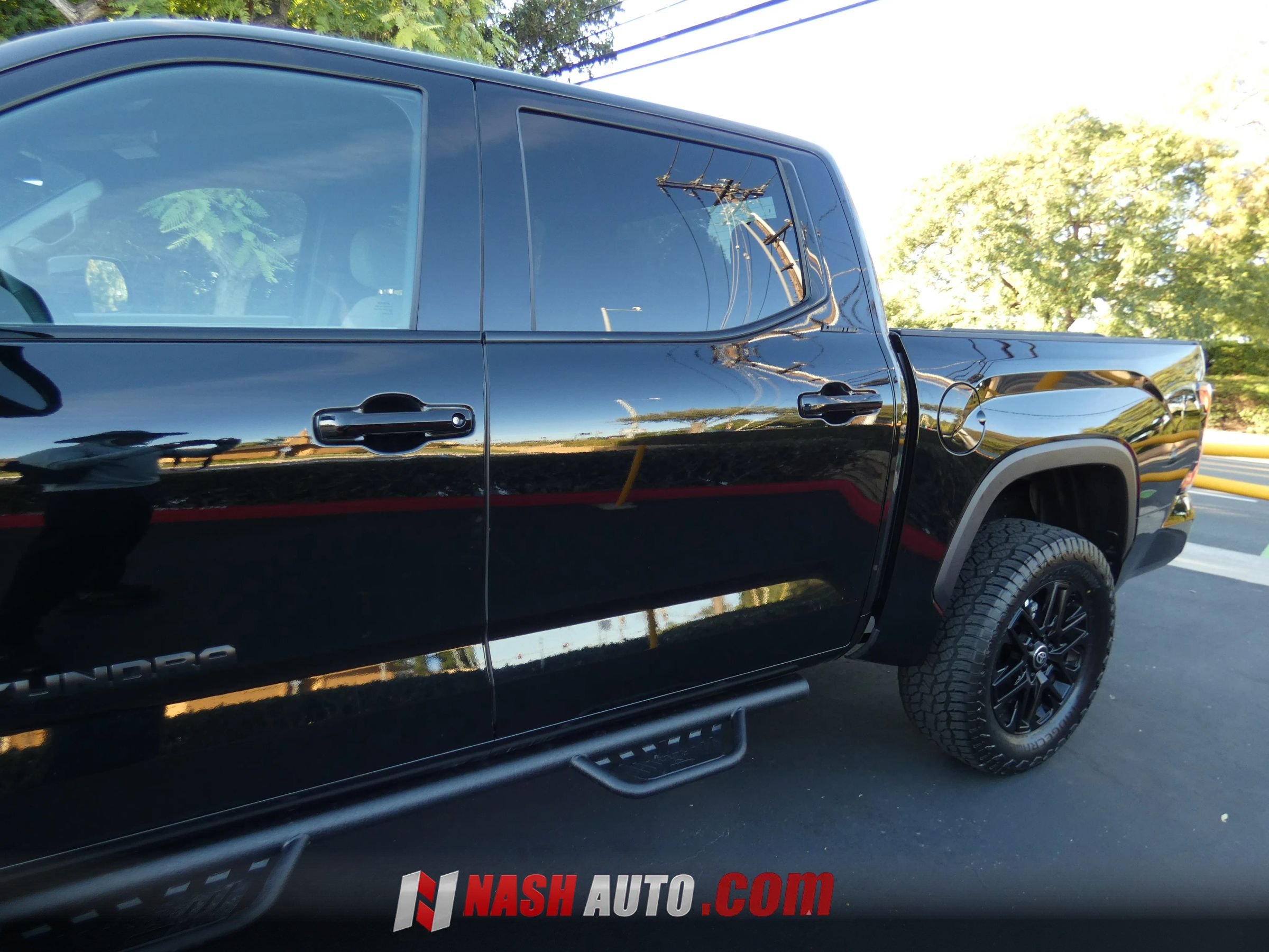 Used 2026 Toyota Tundra Limited AWD/4WD image 13