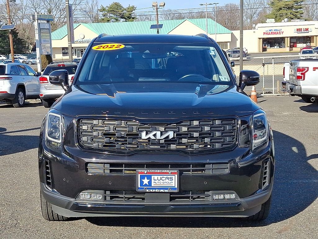 Used 2022 Kia Telluride SX w/ SX Prestige Package image 4