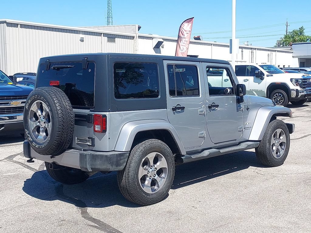 Used 2016 Jeep Wrangler Unlimited Sahara w/ Connectivity Group AWD/4WD image 7