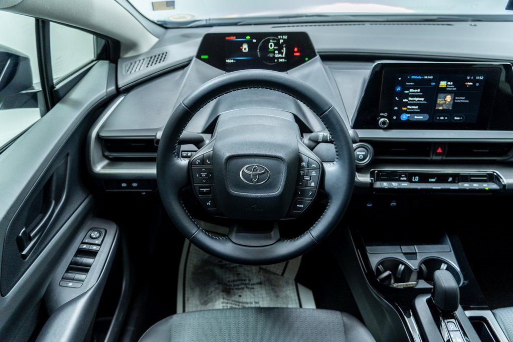 Used 2026 Toyota Prius LE image 14