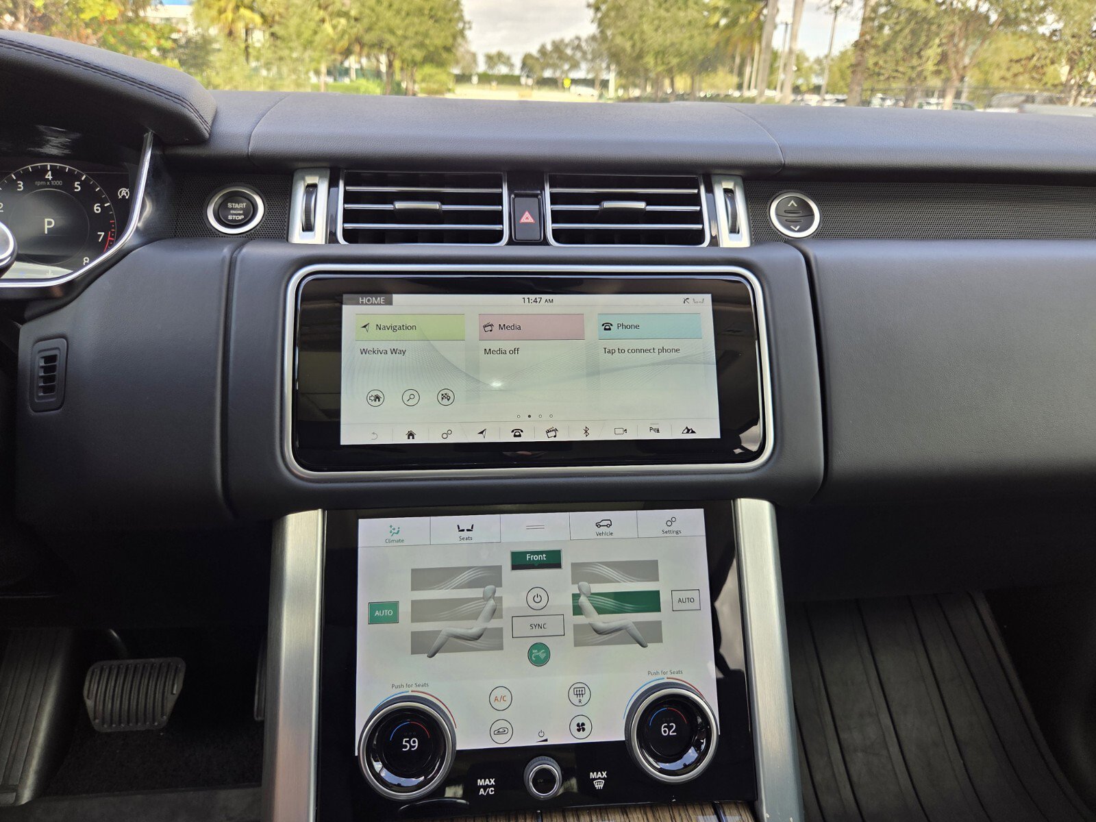 Used 2020 Land Rover Range Rover HSE image 17