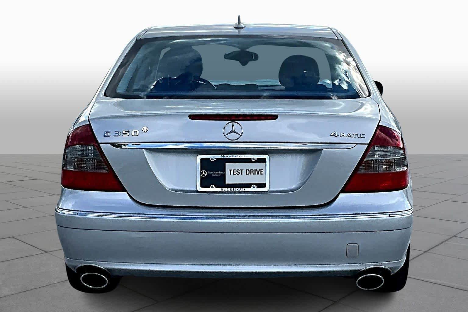 Used 2007 Mercedes-Benz E 350 4MATIC Sedan image 4