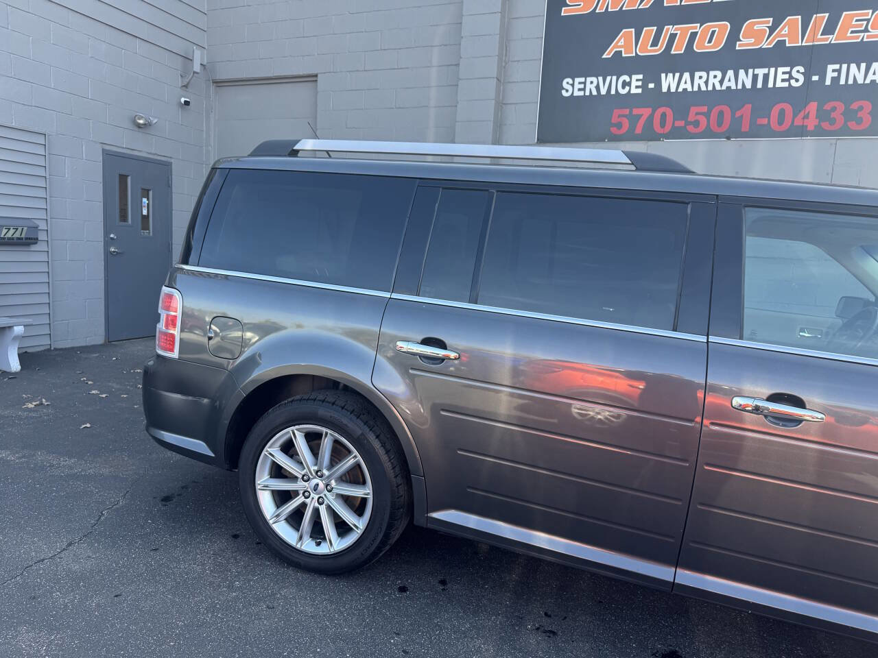 Used 2016 Ford Flex Limited AWD/4WD image 9