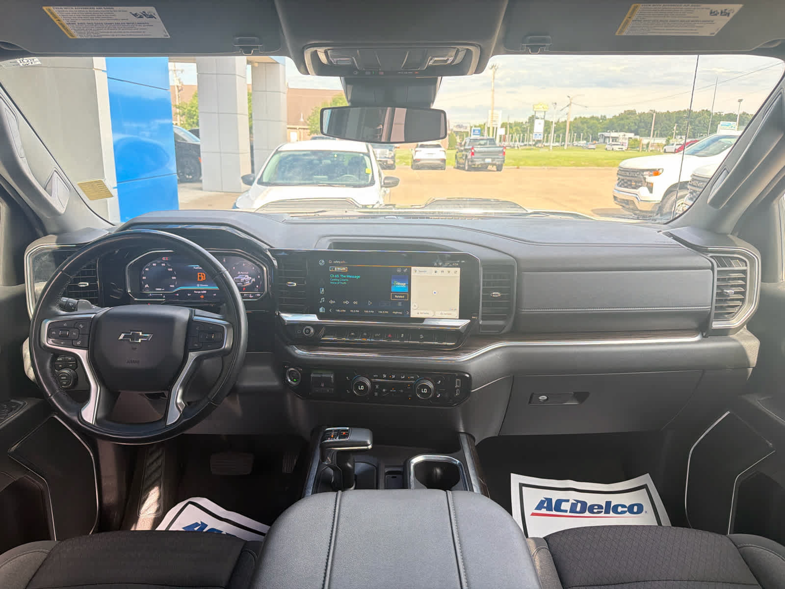 Used 2024 Chevrolet Silverado 1500 LT Trail Boss w/ Protection Package AWD/4WD image 26