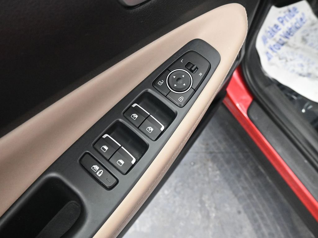 Used 2023 Hyundai Santa Fe SEL w/ Premium Package image 30