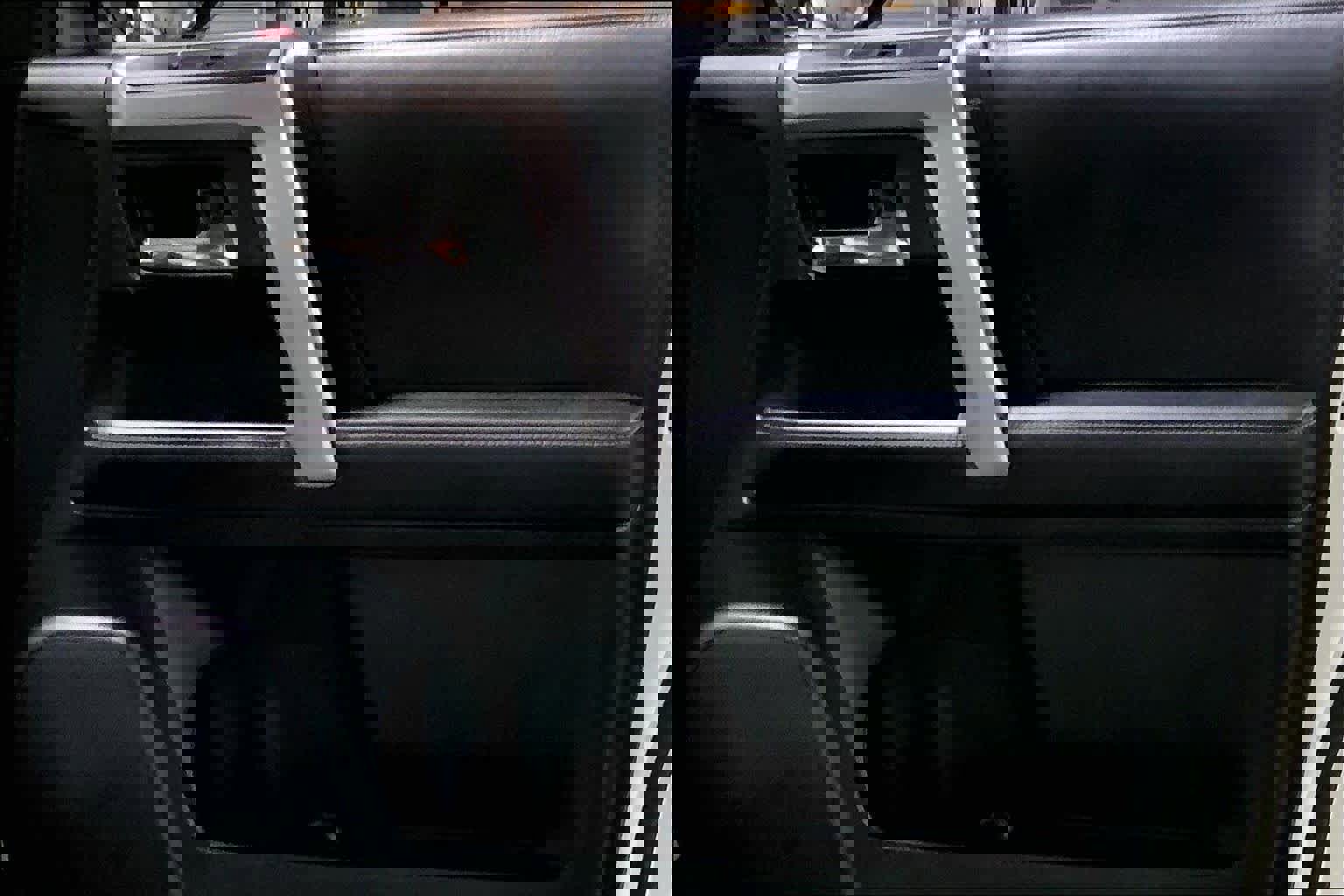 Used 2019 Toyota 4Runner Limited image 22