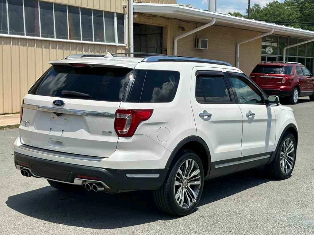 Used 2018 Ford Explorer Platinum AWD/4WD image 10