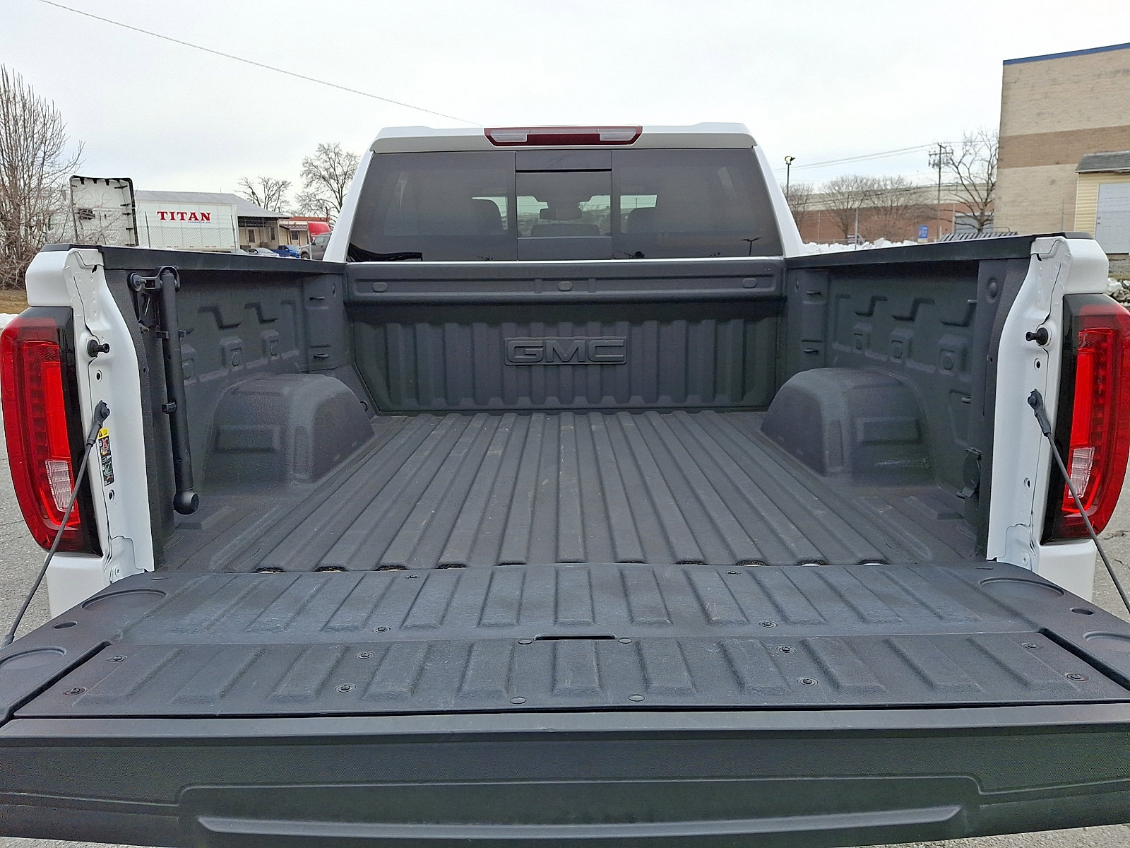 Certified 2023 GMC Sierra 1500 SLT w/ SLT Premium Package image 30