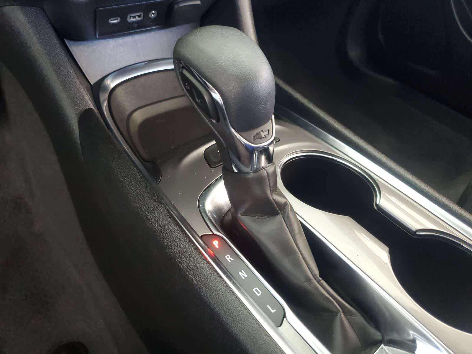 Used 2025 Chevrolet Malibu LT FWD image 16