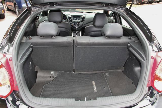 Used 2017 Hyundai Veloster Turbo image 25
