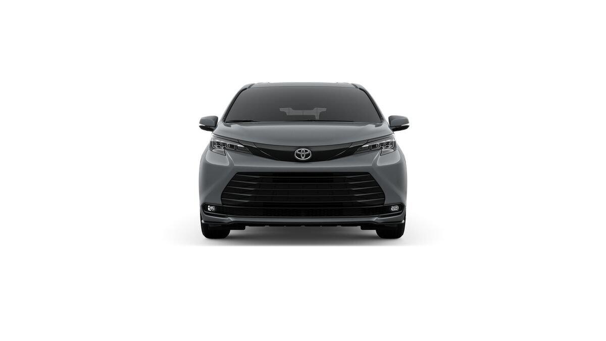 New 2026 Toyota Sienna XLE Woodland Edition image 17