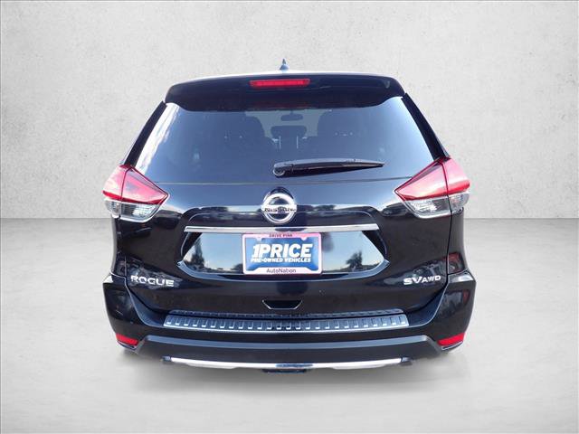 Used 2017 Nissan Rogue SV w/ SV Premium Package AWD/4WD image 3
