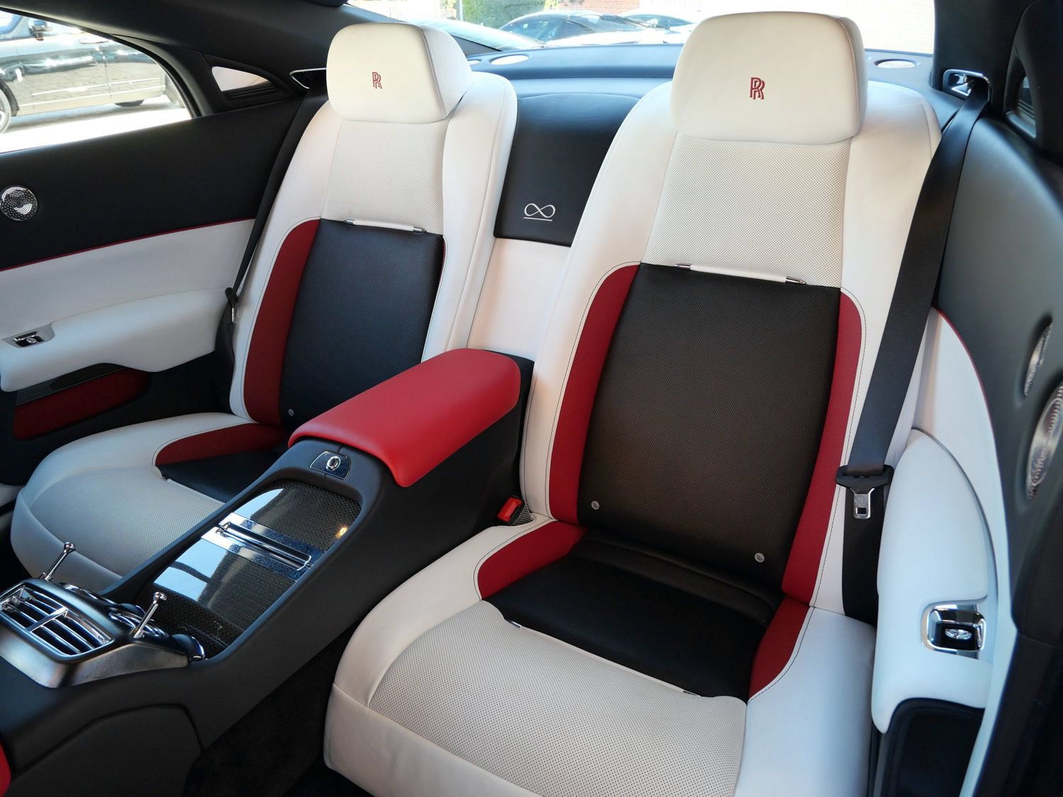 Used 2021 Rolls-Royce Wraith w/ Rolls-Royce Signature Package RWD image 7