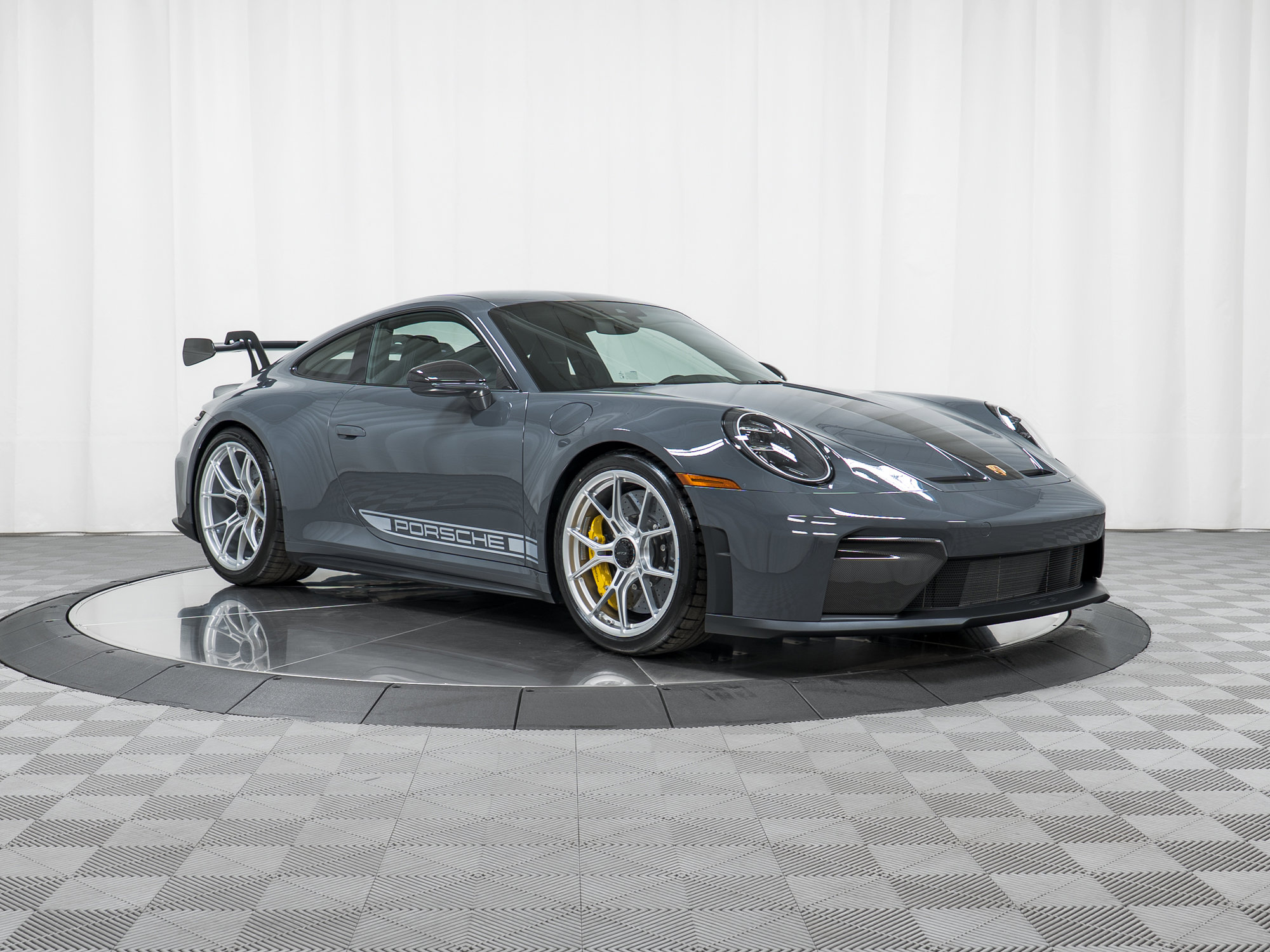 Used 2026 Porsche 911 GT3 image 9