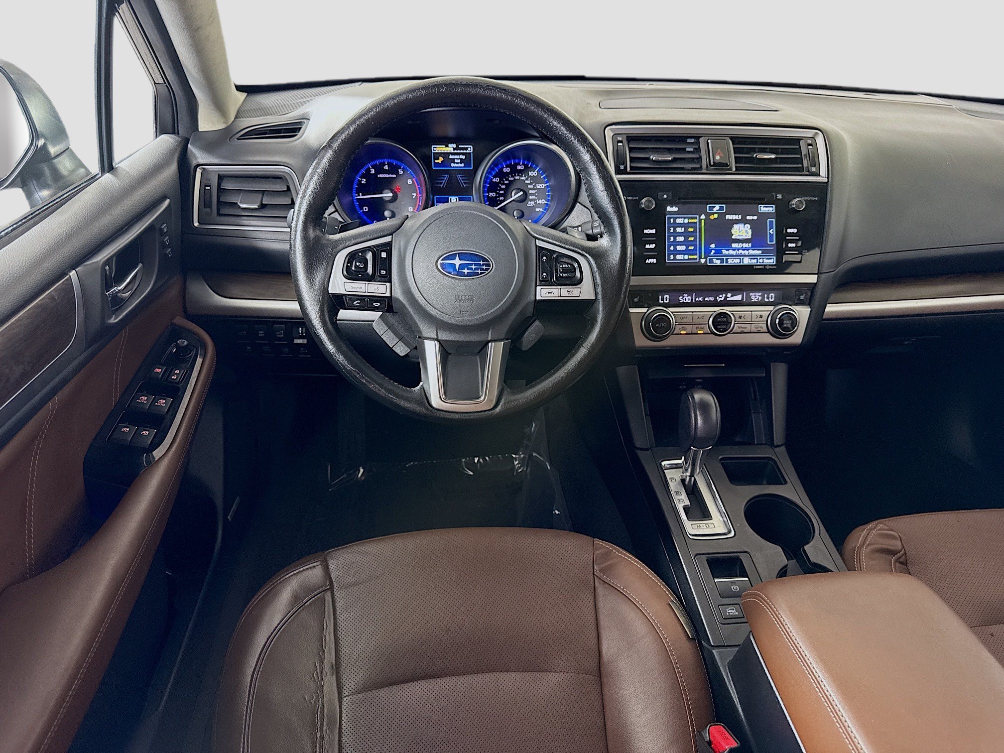 Used 2017 Subaru Outback 2.5i Touring w/ Popular Package #5A AWD/4WD image 17