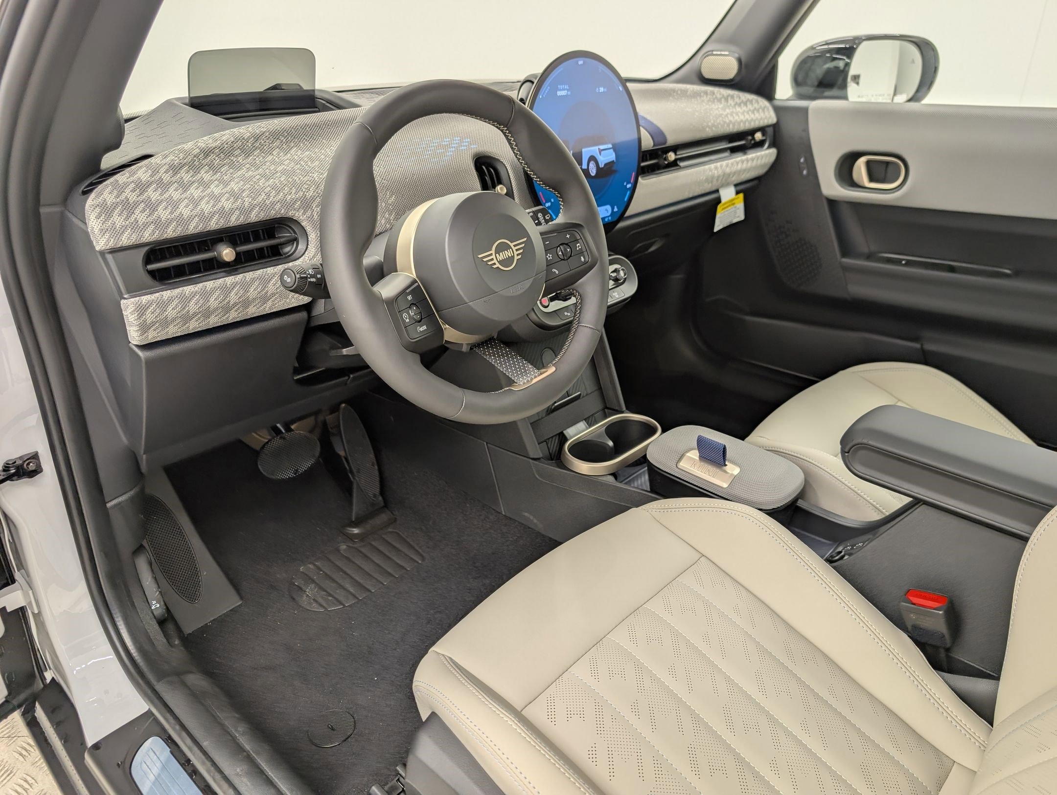 New 2026 MINI Cooper S image 4