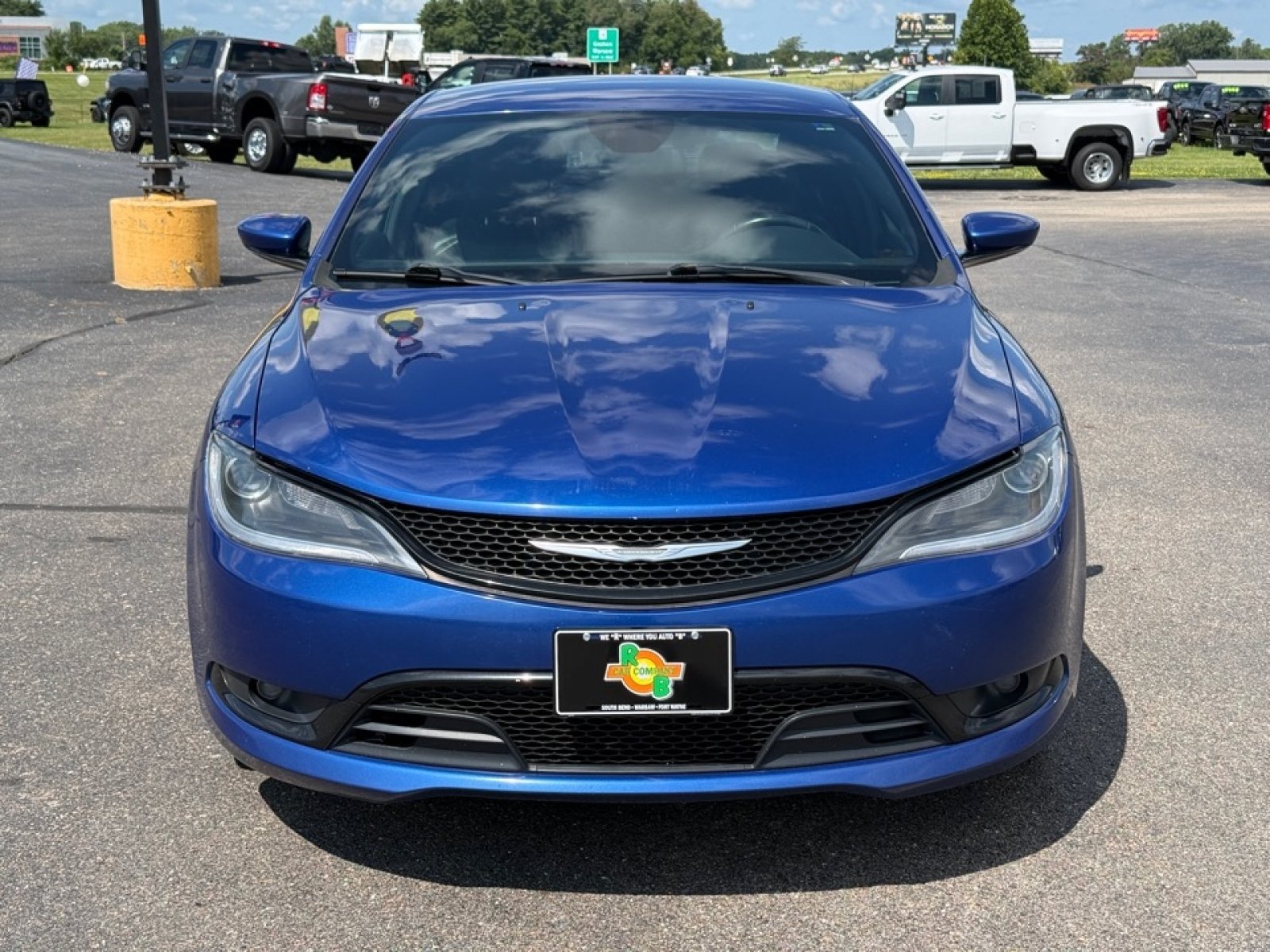 Used 2015 Chrysler 200 S w/ Comfort Group AWD/4WD image 3