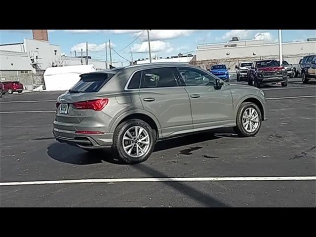 Used 2023 Audi Q3 2.0T Premium image 41