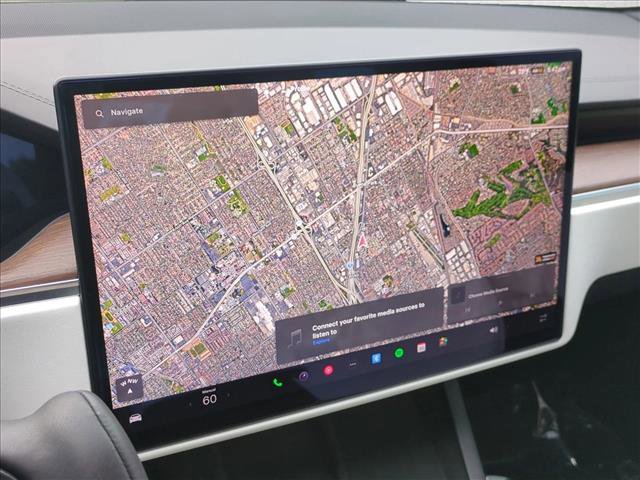 Used 2022 Tesla Model S image 13