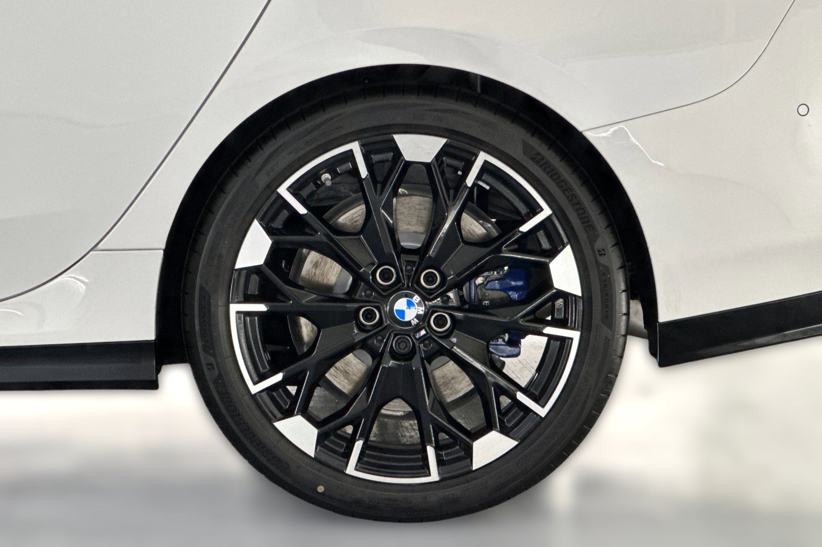 Used 2026 BMW M235i xDrive w/ Technology Package AWD/4WD image 11