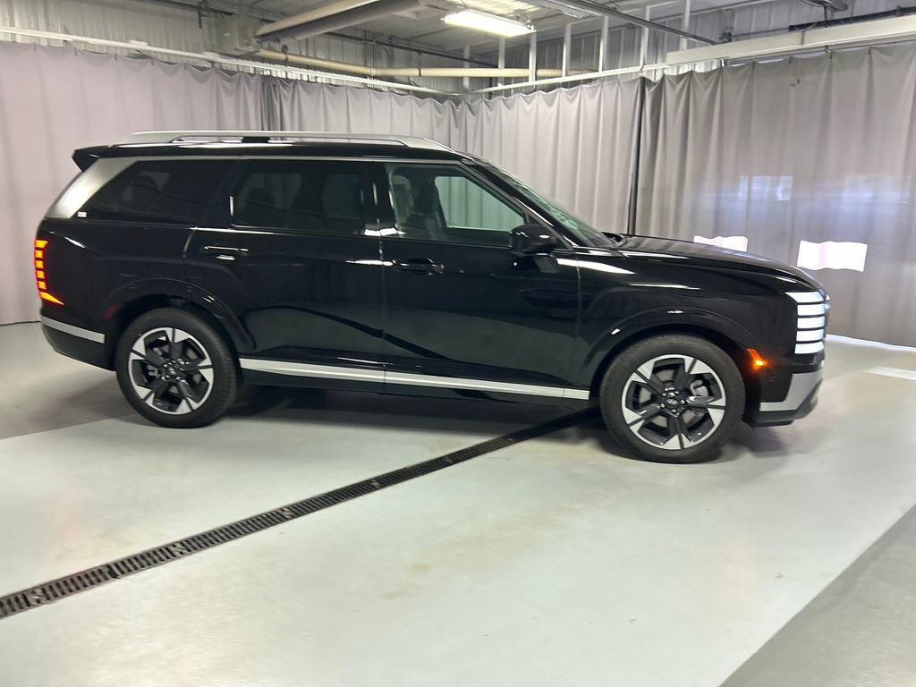 Used 2026 Hyundai Palisade Limited AWD/4WD image 8