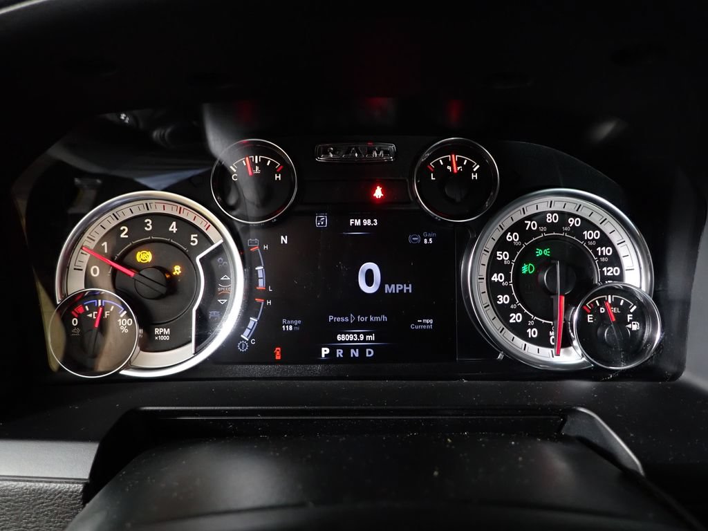 Used 2018 RAM 3500 Laramie AWD/4WD image 25