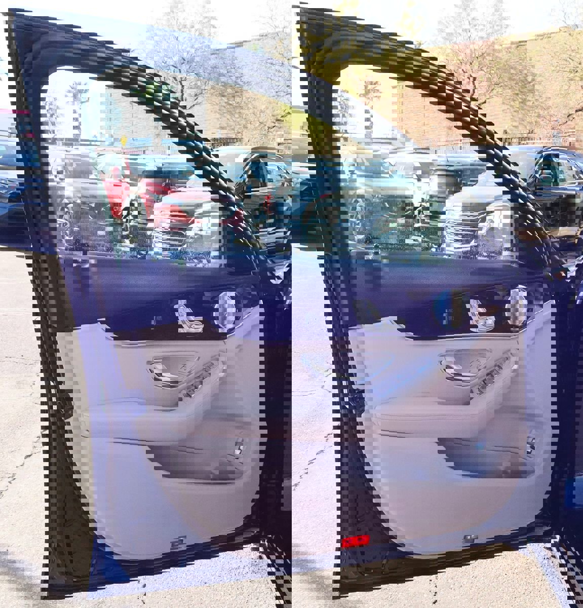 Used 2020 Mercedes-Benz C 300 Sedan w/ Premium Package image 36