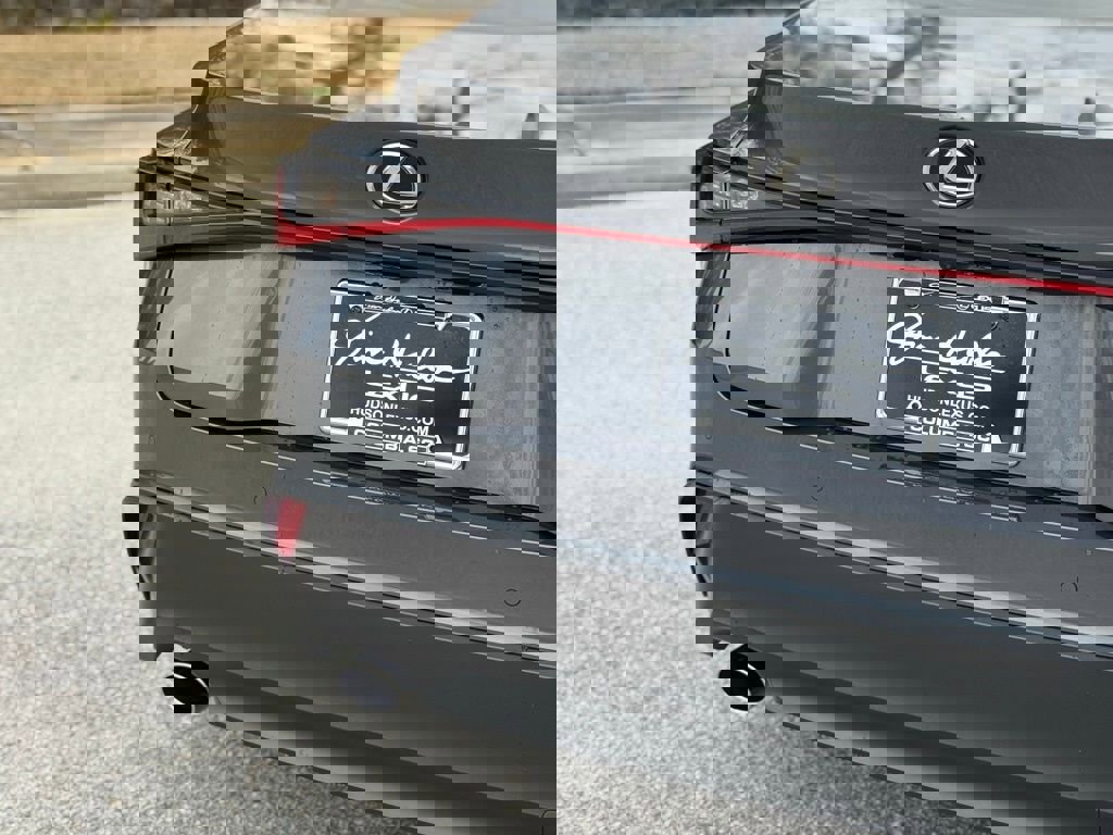 Certified 2024 Lexus IS 300 w/ Comfort Package image 14