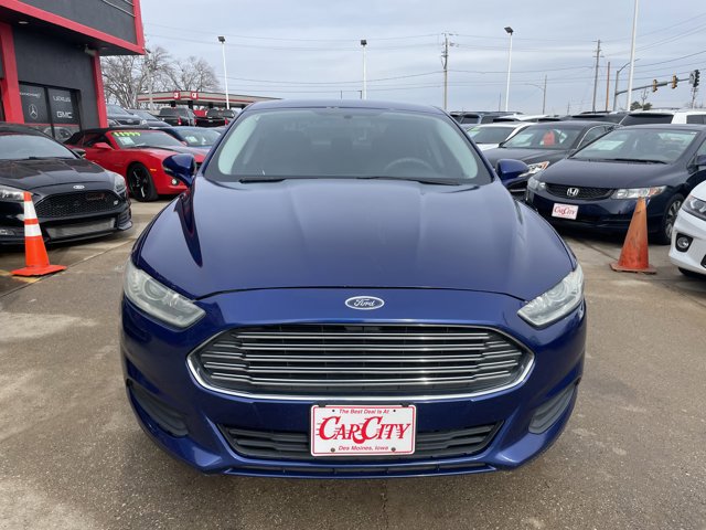 Used 2013 Ford Fusion SE FWD image 2
